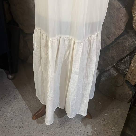 Sharade of California Dress - Picture 4 of 6